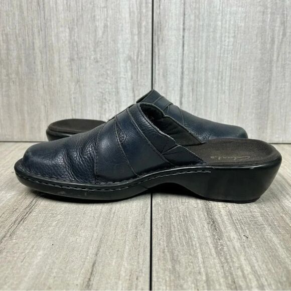 Clark’s Blue Leather Slip On Mule Comfort Clog Casual Shoes  Womens Size 6.5 - Picture 2 of 10